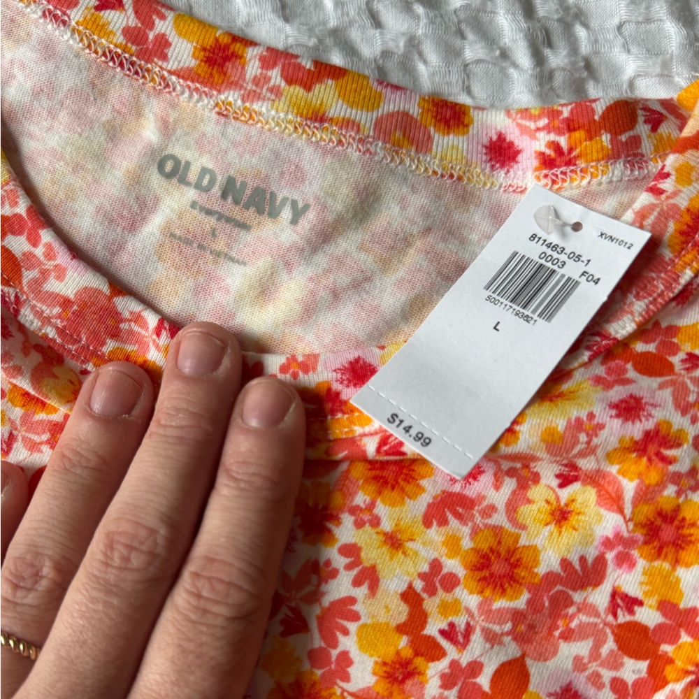 Old Navy Colorful Floral Tee - Picture 5 of 8
